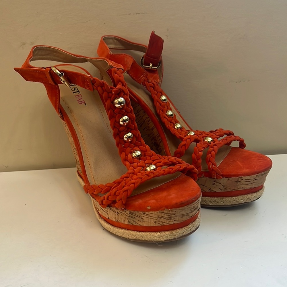 New JustFab Orange Wedge - Size 10